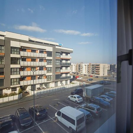 Retreat To A Stylish Home At West Residence Oradea Eksteriør bilde